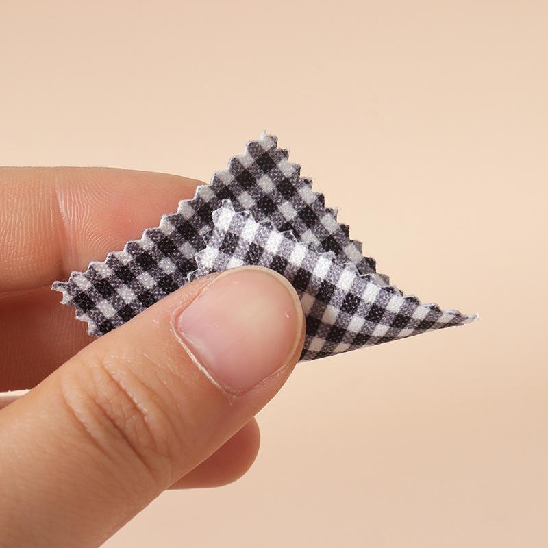 Mini Scissor Plaid Fabric Set for OB11 Dollhouse Sewing, Picnic Scenes, and Toy Photography.
