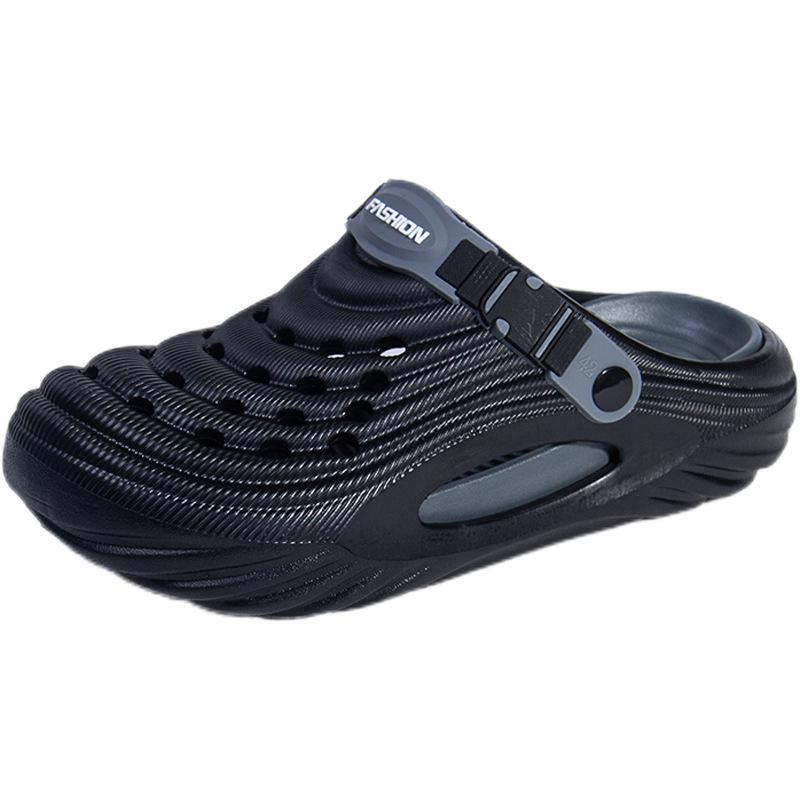 2025 Men's Sport Sandals: Summer Outdoor Beach Shoes with Thick Soles and Closed-Toe Design