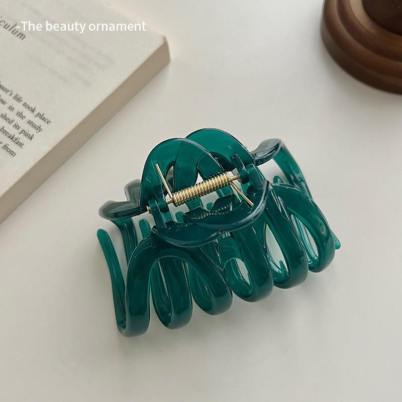 Large French Retro Claw Hair Clip for Elegant Women's Hairstyles.