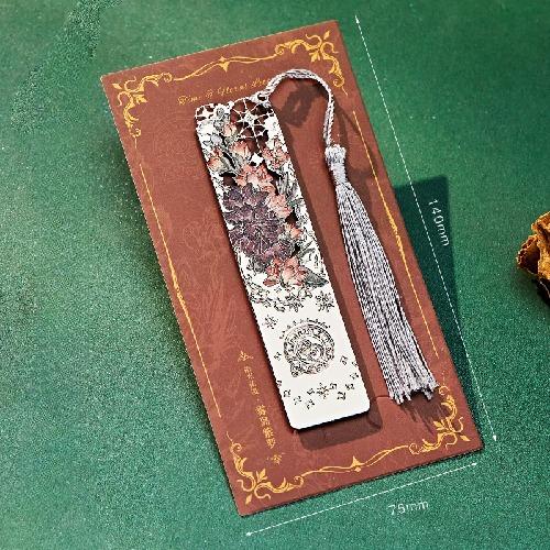 Vintage Feather Gold Stamped Metal Bookmark with Metal Chain Pendant Exquisite Bookmark Book Page Divider Office Stationery