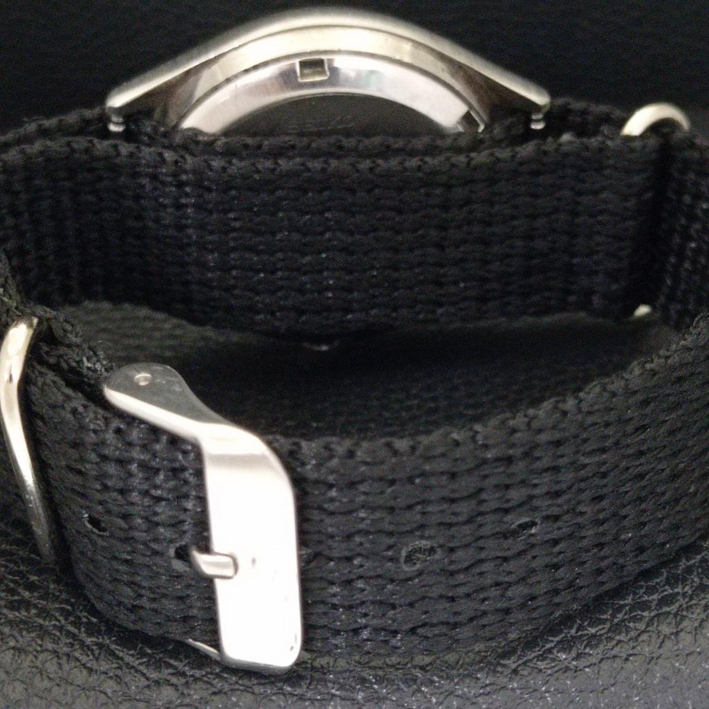 SEIKO 5 AUTOMATIC 7019A VINTAGE JAPAN MENS ARABIC BLACK DIAL WATCH a701442-5 R206b-a701442