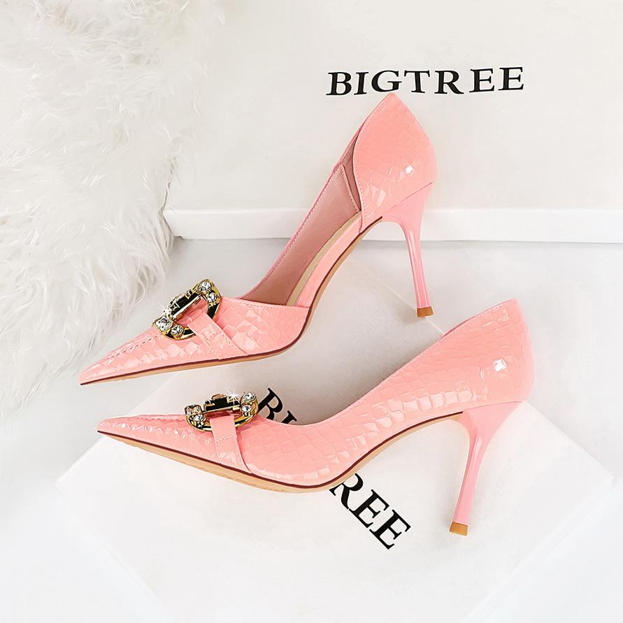 Women's Banquet High Heels Slim Heels High Heels Shallow Mouth Pointed Side Hollow Metal Water Diamond Buckle Single Shoes