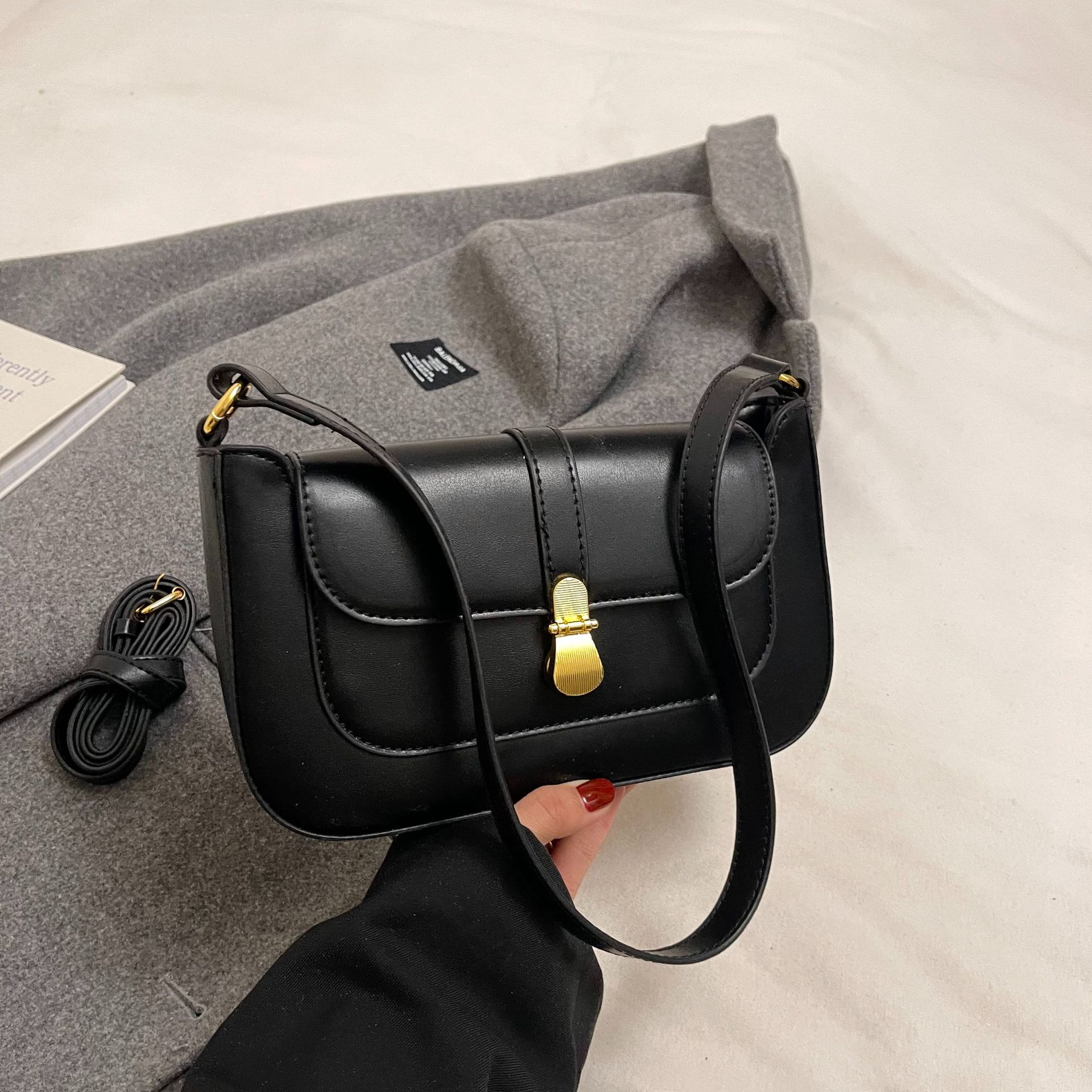 

Сумка через плечо в стиле ретро, сумка через плечо, женская, простая, универсальная, нишевая, средневековая сумка чёрный