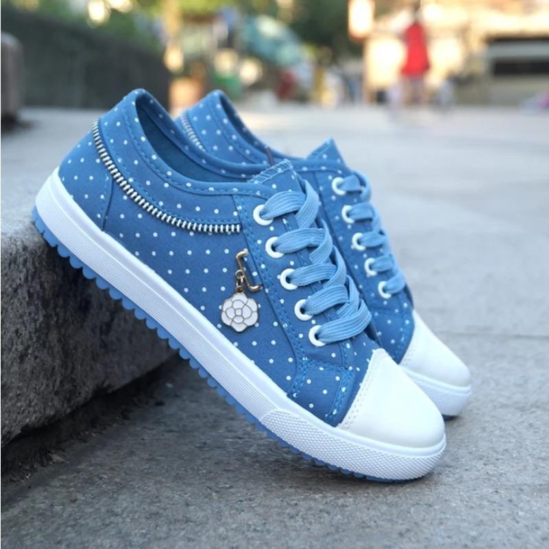 

Women s Casual Vulcanized Shoes Lace Mesh Tenis Feminino Floral Sneakers Lace-up Flat Ladies Slip on Female Footwear Size 35-40 40 небо синє кольору
