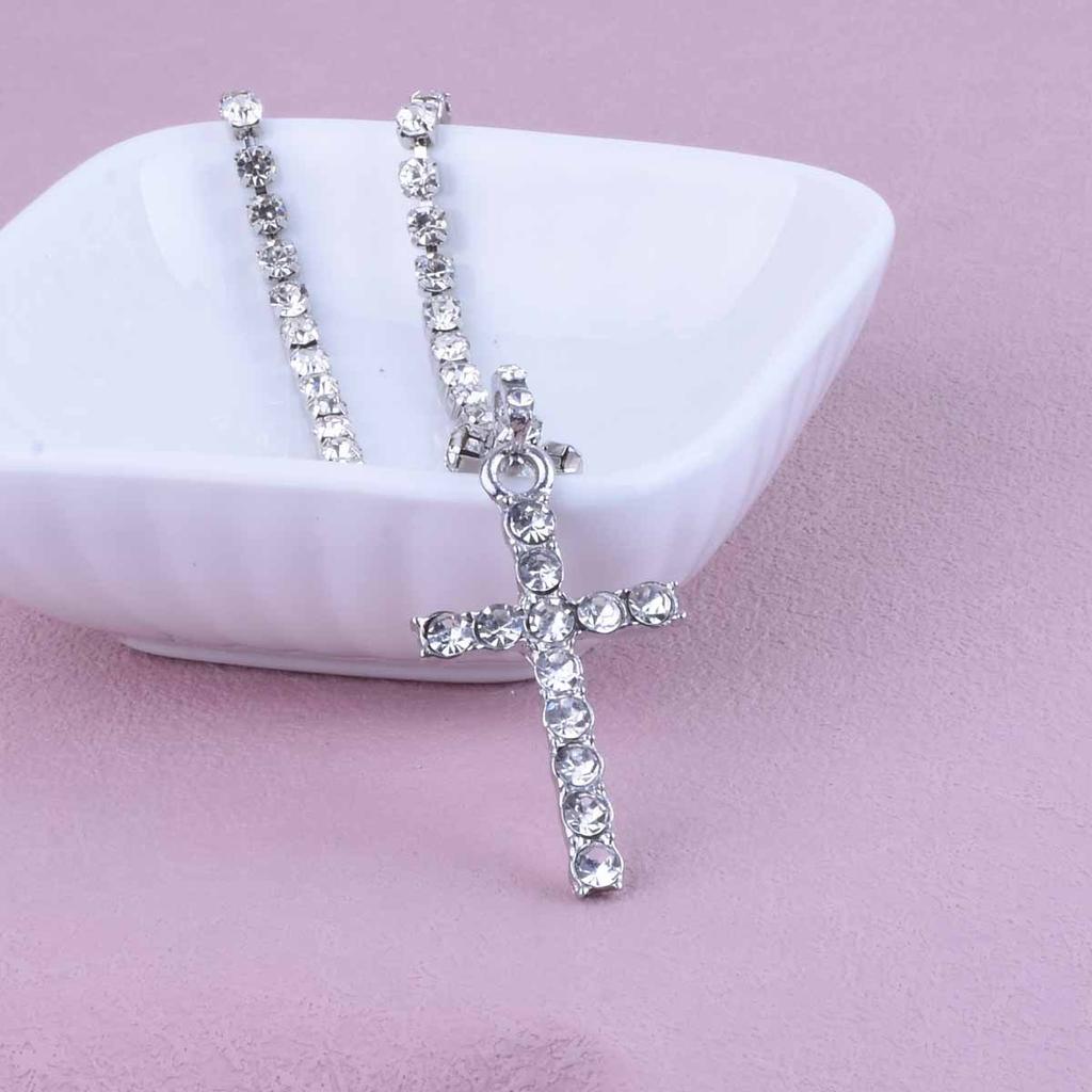 Accessoires, personalisierter kreativer und einfacher Schmuckstil, kurzes Schlüsselbein-Halsketten voller Diamantkreuze