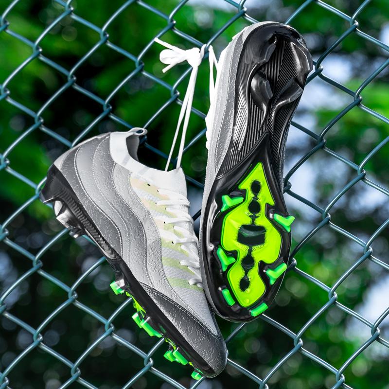 High-End Wear-Resistant Football Shoes for Grass Training with Long Nails Anti-Slip Suitable for All Seasons And Fields