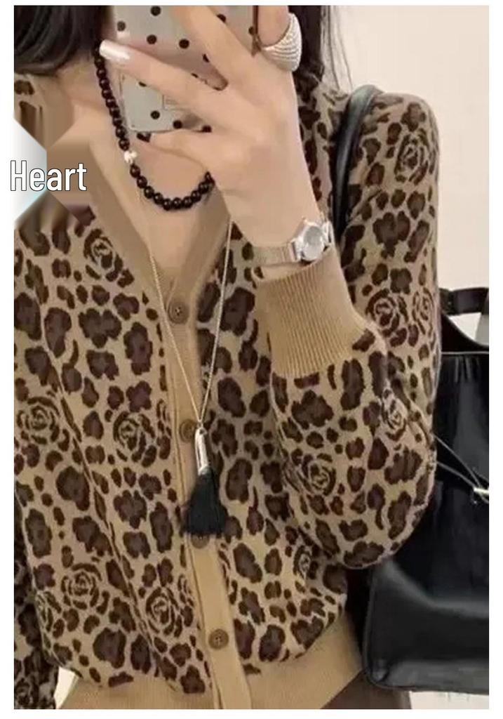Women's Wool Leopard Print V-Neck Cardigan - Thickened for Autumn & Winter, Stylish & Versatile Slimming Design