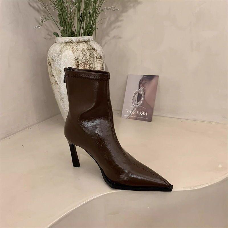 

Женские короткие ботильоны на высоком каблуке с острым носком осень-зима 2025 осень-зима новые европейский и американский темперамент тонкий каблук голые ботильоны r 40