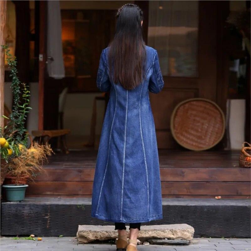 Johnature Woman Spring Personality Vintage Embroidery V-Neck Coat Niche Loose Cotton Long Sleeves Retro Coat
