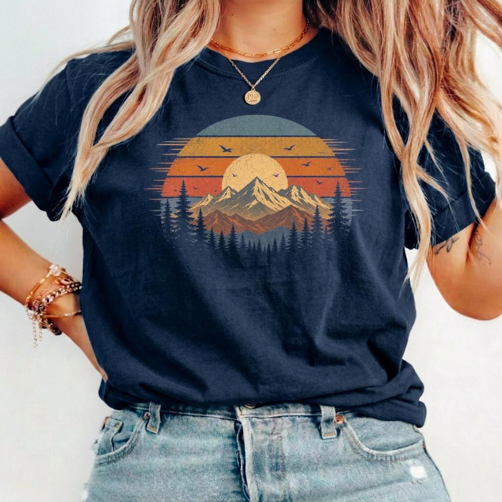 Casual Retro Sunset Mountain Tshirt Wornout Natural Pattern Tshirt Nostalgic Adventure Shirt Hiking Camping Outdoor Gift