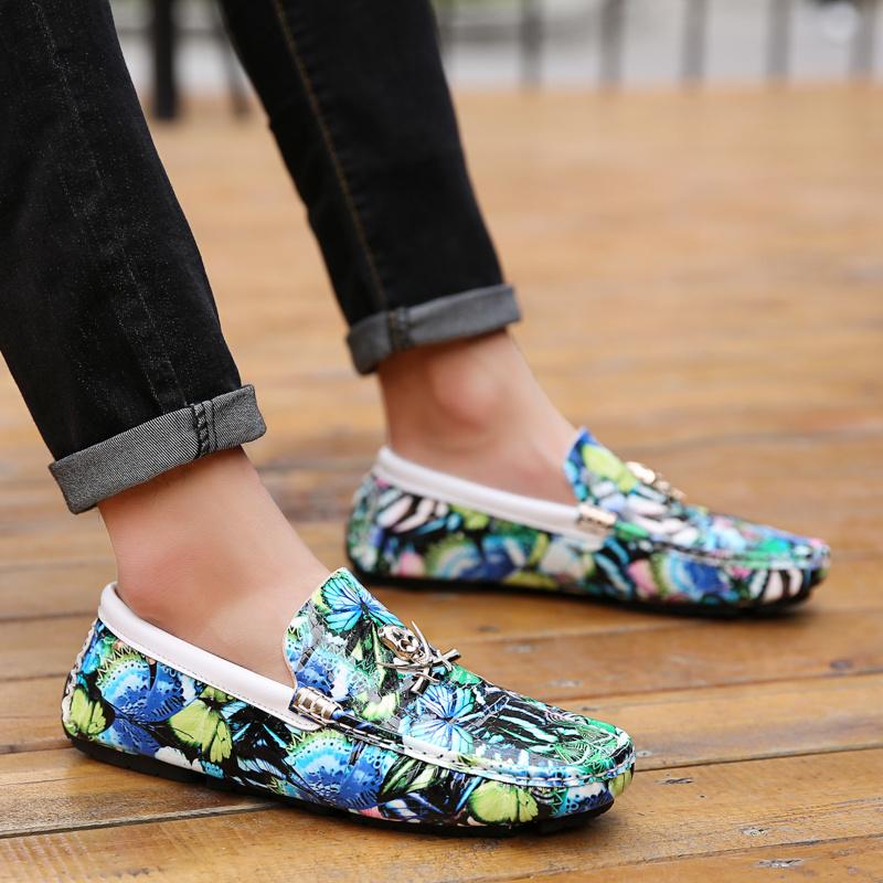 British Style Luxury Loafers Men Flat Shoes Fashion Butterfly Print Casual Shoes Men Moccasins Breathable Slip-on Driving Shoes