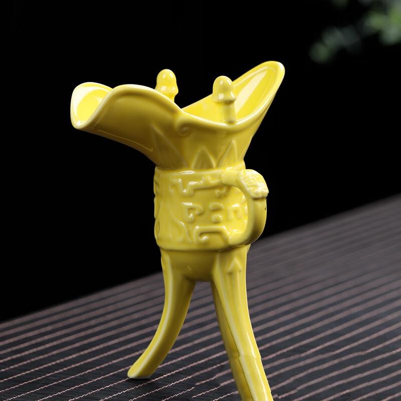 

Shangqi Vintage Celadon Ceramic Spirit Jue Cups