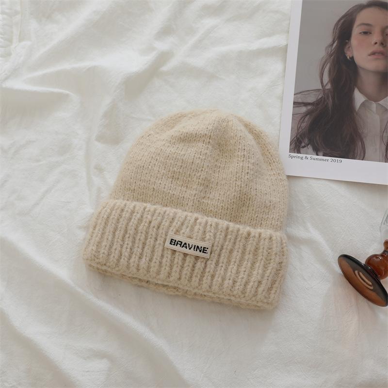 Korean Dopamine Simple Letter Knitted Hat Letter Label Men and Women's Same Wool Hat Women Thickened Warm