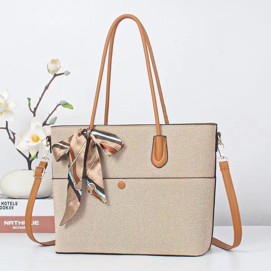 Fashionable And Versatile Bucket Tote Bag For Daily Use In Elegant Colors