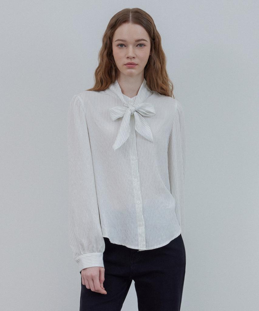 LE STUDIO Crinkle Tie Set Blouse_Ivory
