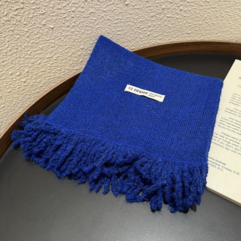 Korean high-end couple scarf women's winter 11 new Korean version tassel solid color small fragrant wind warm student scarf