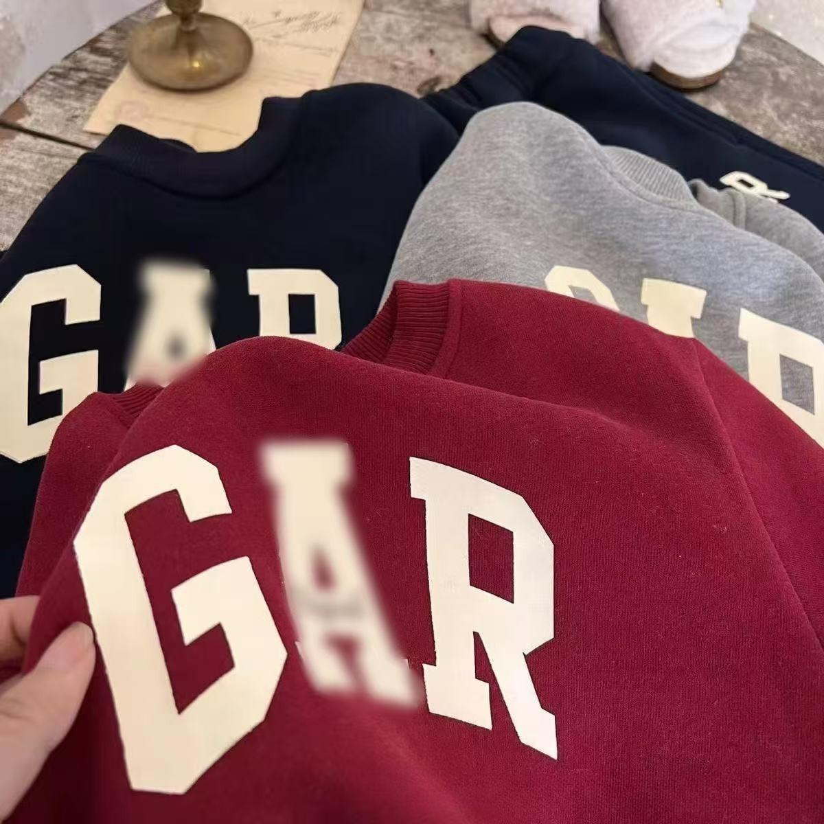 

Детский плюшевый костюм-свитер с круглым вырезом, осенне-зимний повседневный костюм, детский костюм-двойка с круглым вырезом и надписью, красивый 90 вино красного