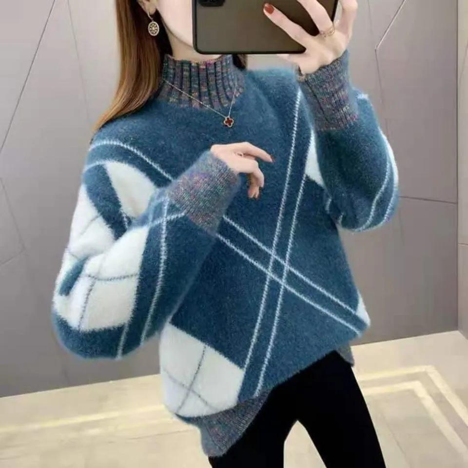 Women's Winter Long-Sleeve Oversized Knit Cardigan with Elegant Striped Design