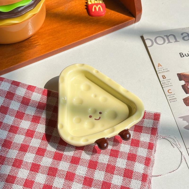 High Value Underglaze Color Household Seasoning Dish Cute Cheese Ceramic 4 Inch Small Plate Cute Soy Sauce Vinegar Plate Material Plate