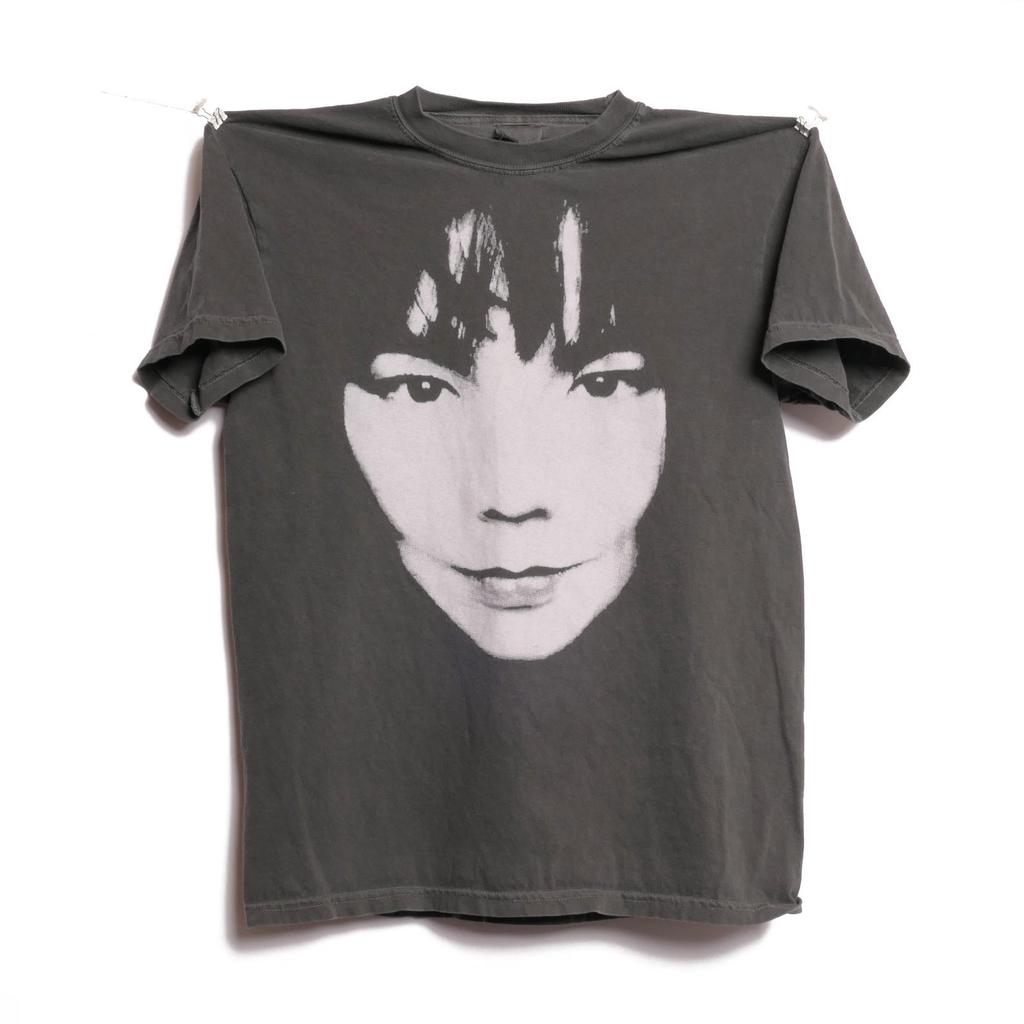 Bjork Homogenic Tee Icelandic Singer Songwriter Sugar Cubes Band Debut Vespertine All Is Full Of Love Tour Faded Shirt - Medium