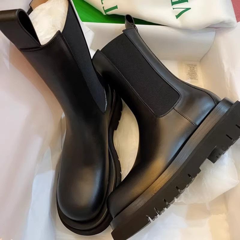 Martin boots women's spring and autumn 2025 new versatile small inner platform cigarette boots Chelsea boots women's shoes