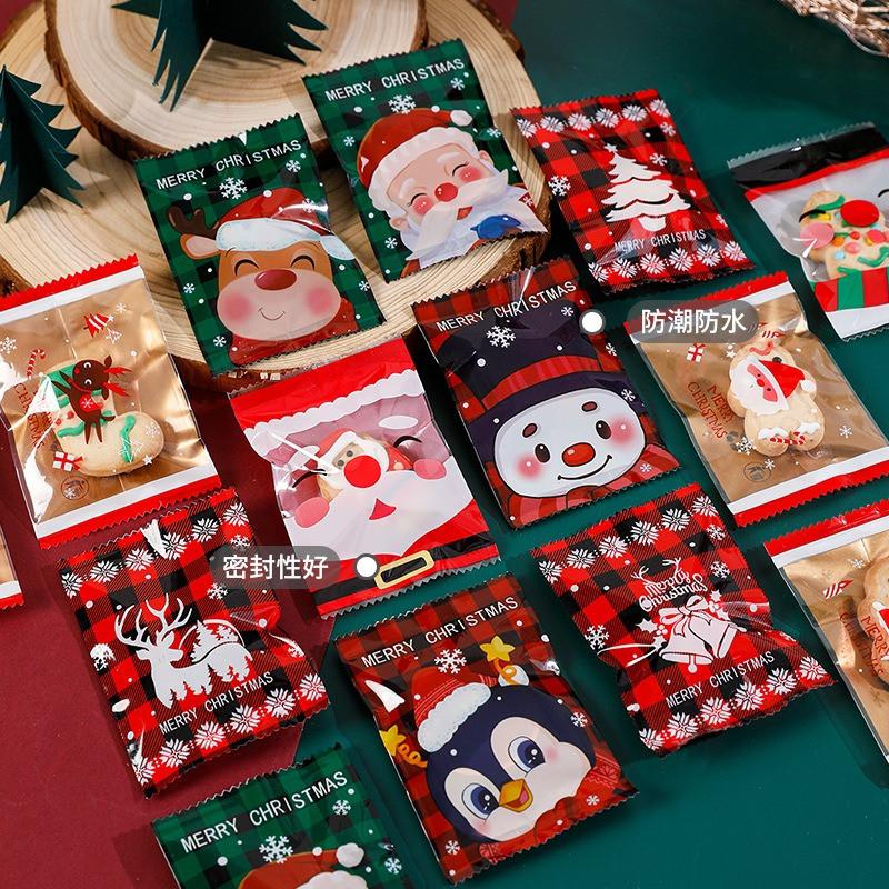 100Pcs 7x10cm Christmas Cartoon Printed Machine Sealing Snowflake Pastry Candy Cookie Packaging Xmas Party Gift Bags