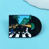 Sy & Sticka – Pins