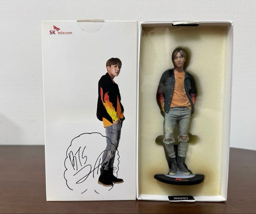 

[USED] 15cm BTS SK Telecom Official Figure - Hoseok