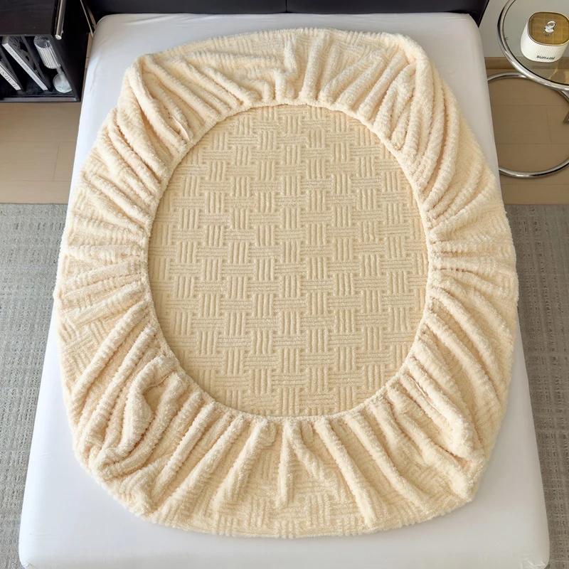 3PCS Bedding Set Soft Warm Plush Mattress Protector Cover Thick Milk Velvet Striped Fitted Sheet Fluffy Luxury Bed Cover