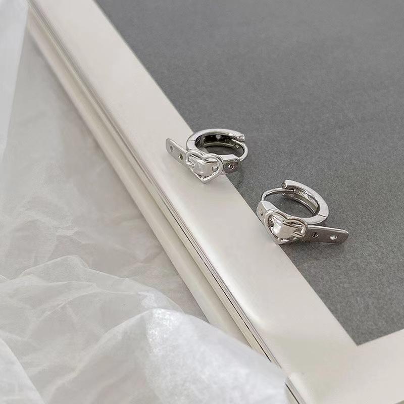 Стиль личности любовь ремень серьга-гвоздик серьга-клипса женский хип-хоп универсальный дизайн серьги-гвоздики серьги-кольца мужской