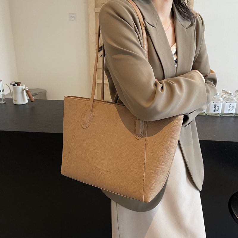 

Простая большая женская сумка Осень Зима Винтажная универсальная сумка через плечо Большая вместимость Сумка-тоут для通勤