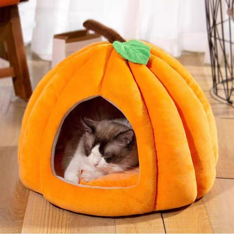 Creative Pumpkin Pet House Autumn And Winter Cat And Dog Semi-enclosed Pet Bed Warm And Thick Cat And Dog Nest Pet Supplies