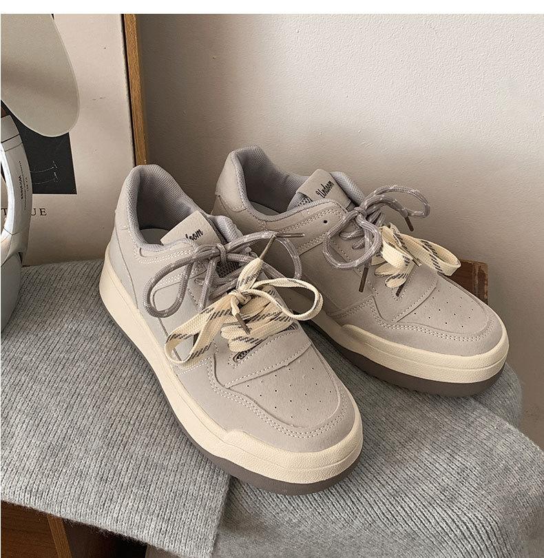 Leichte und atmungsaktive Retro-vielseitige runde Zehenpartie Plateau-Freizeit-Board-Schuhe Damen 2025 neu Frühling und Herbst leichte höhenverlängernde sp