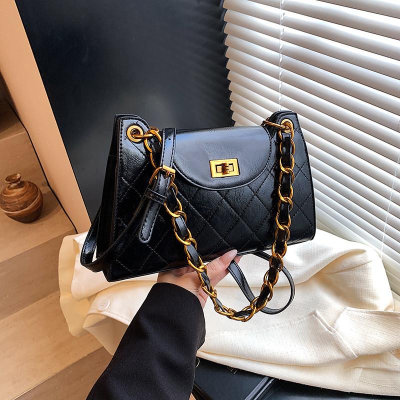 IELGY Large-Capacity Autumn Winter Retro All-Match One-Shoulder Messenger Diamond Chain Under