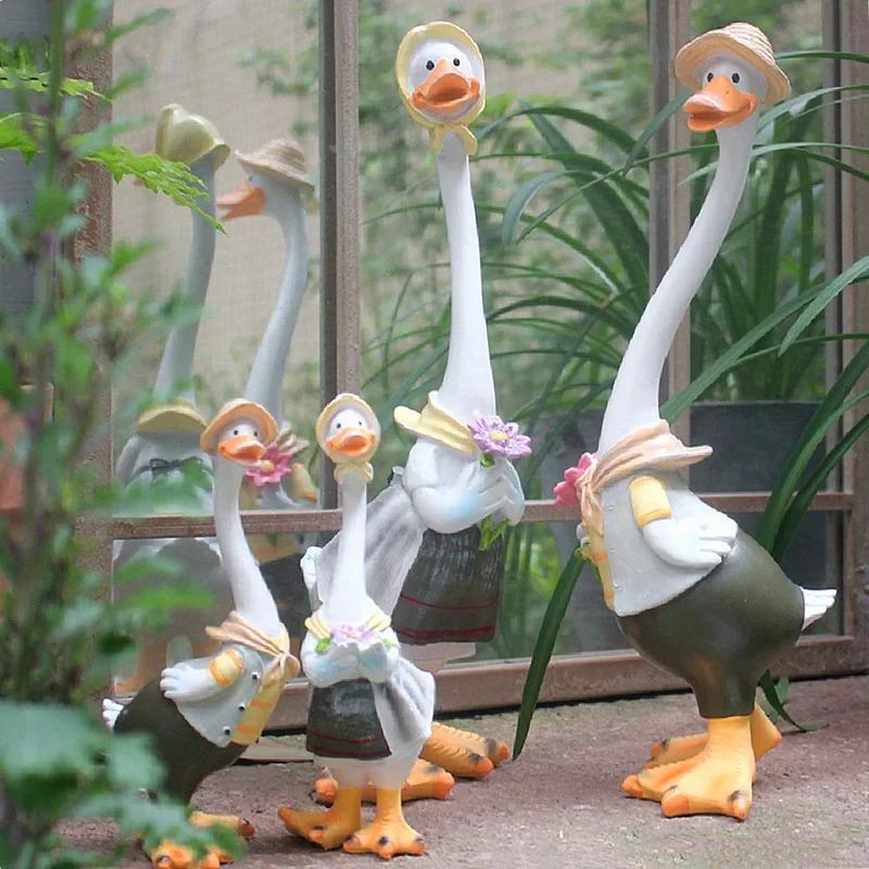 New Garden Statue Resin Duck Craft Figurines Duck Family Member Courtyard Ornaments Artwork Animal Sculptures Modern Home Decor