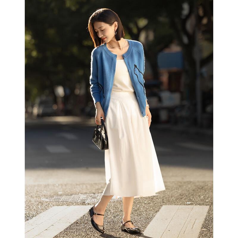 Demana Women's Winter Loose-Fit Embroidered Cat Sweater