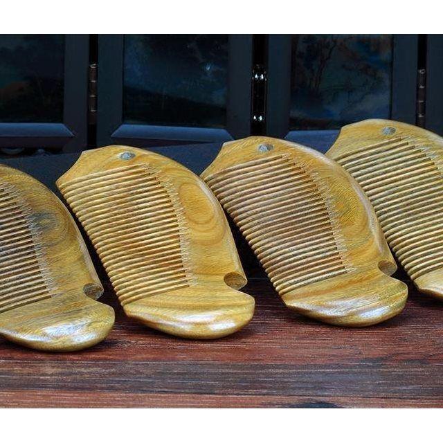 Yuzitan Green Sandalwood Fish-Shaped Handmade Wooden Comb - Travel Size