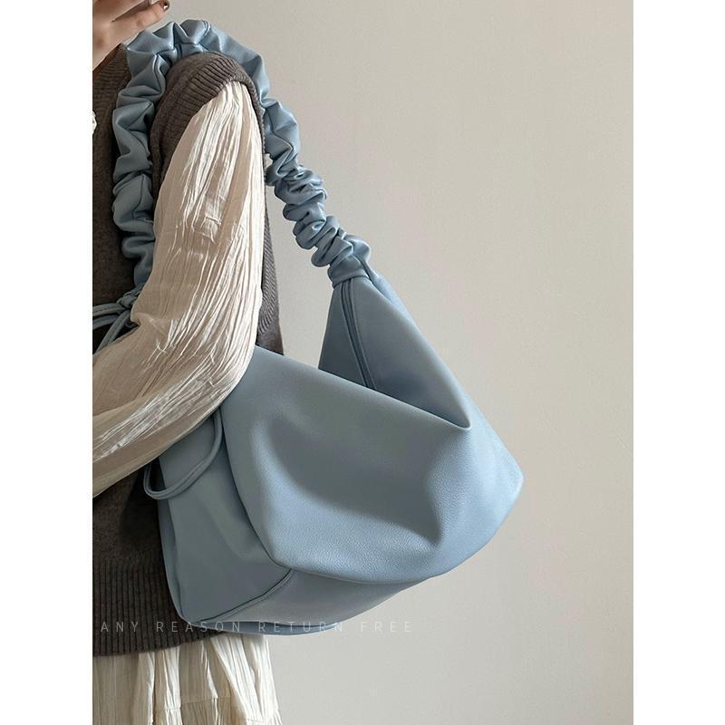 

IELGY Женская плиссированная сумка-облако, вместительная сумка для пельменей, сумка-тоут через плечо для поездок на работу синий