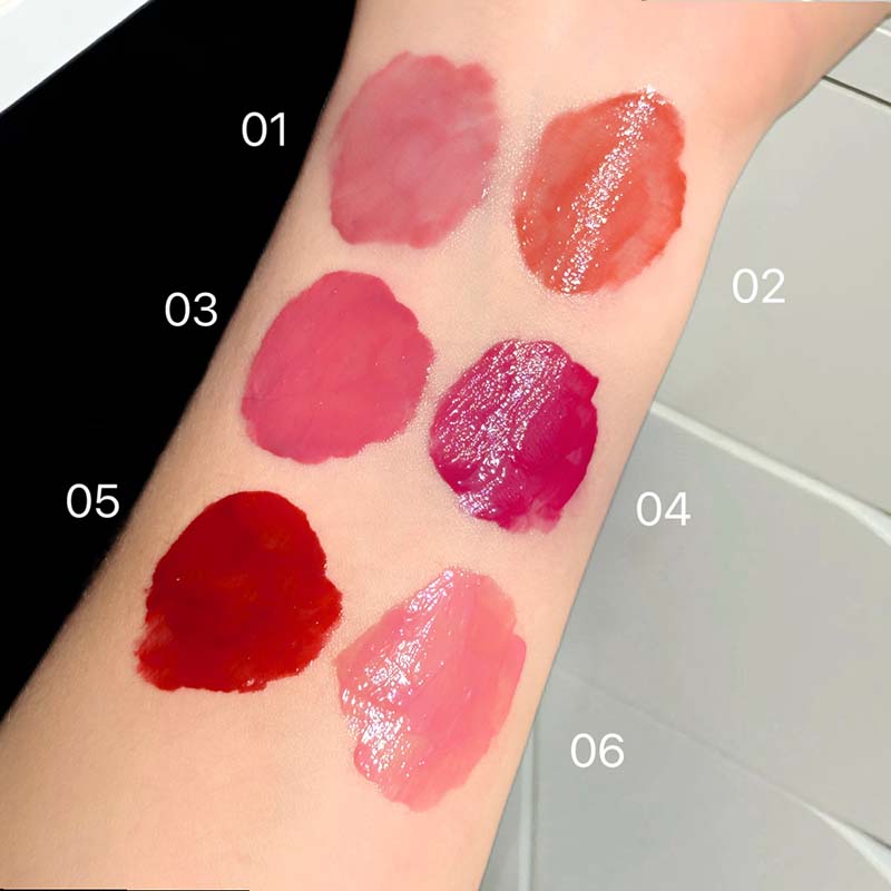 Cappuvini Christmas Surprise 6 Piece Liquid Lipstick Gift Set Matte Velvet Long Wearing Festive Colors Holiday Party Present 12g