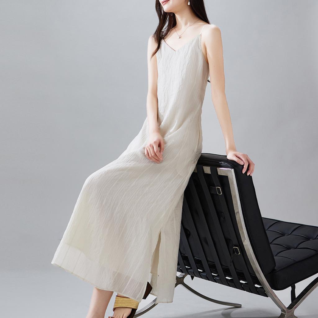 French Pleated Camisole Dress 2026 Summer Fashion Versatile Slimming Mid Length Beach Skirt