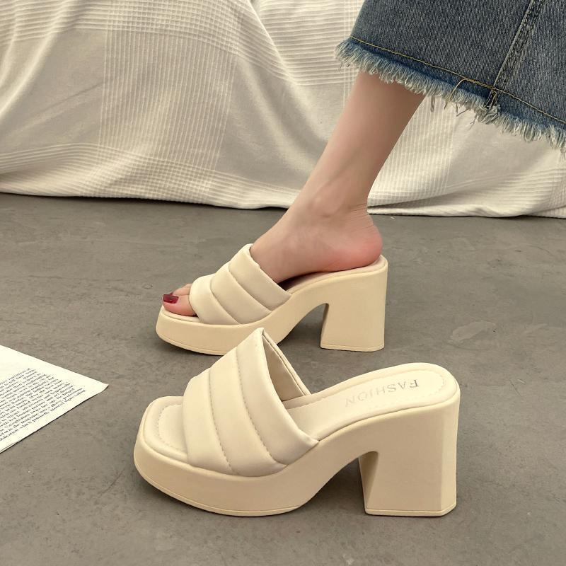French feeling thick-soled cool slippers women's summer wear fashion 2025 new fairy Xiaoxiangfeng going out high heels