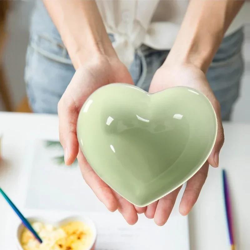 Kreativní nepravidelná keramická miska ve tvaru srdce, barva cukrovinek, misky na lásku, koření, dezert, omáčky, nádobí, kuchyňské doplňky