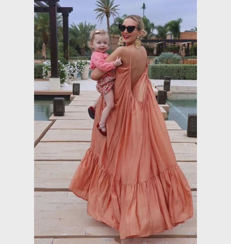 Spot 8078 Umstands-Strandkleid: Europäischer und amerikanischer Stil, sexy ärmelloses Swing-Sommerkleid für Damen