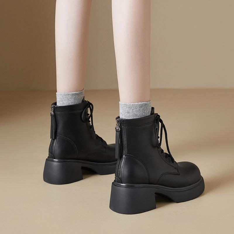 Augustine platform Martin boots women's 2025 new autumn and winter retro British college style black locomotive short boots