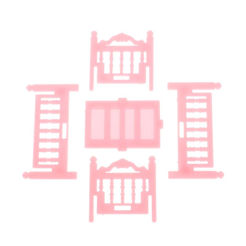 Kreativní personalizovaná svatební bonboniéra Svatební bonboniéru lze spojit s postýlkou pro miminko Dárek pro miminko k narozeninám