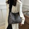 Shoulder Bag Retro Fashion Simple Texture Large Capacity Leopard Print Trendy Cool Babes Casual Commuter Tote Bucket Bag Women