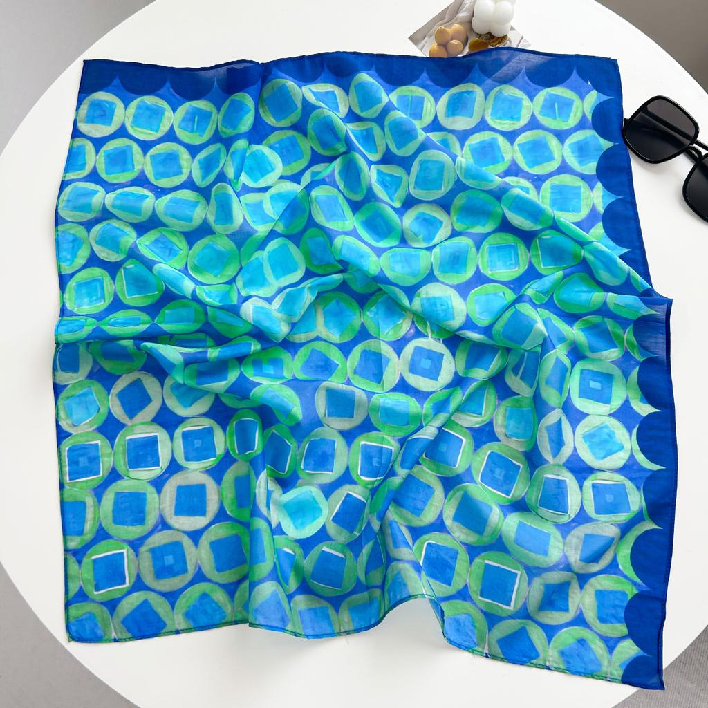 New spring and summer light and breathable 61 * 61cm square scarf versatile printed mulberry silk cotton blended women's silk scarf