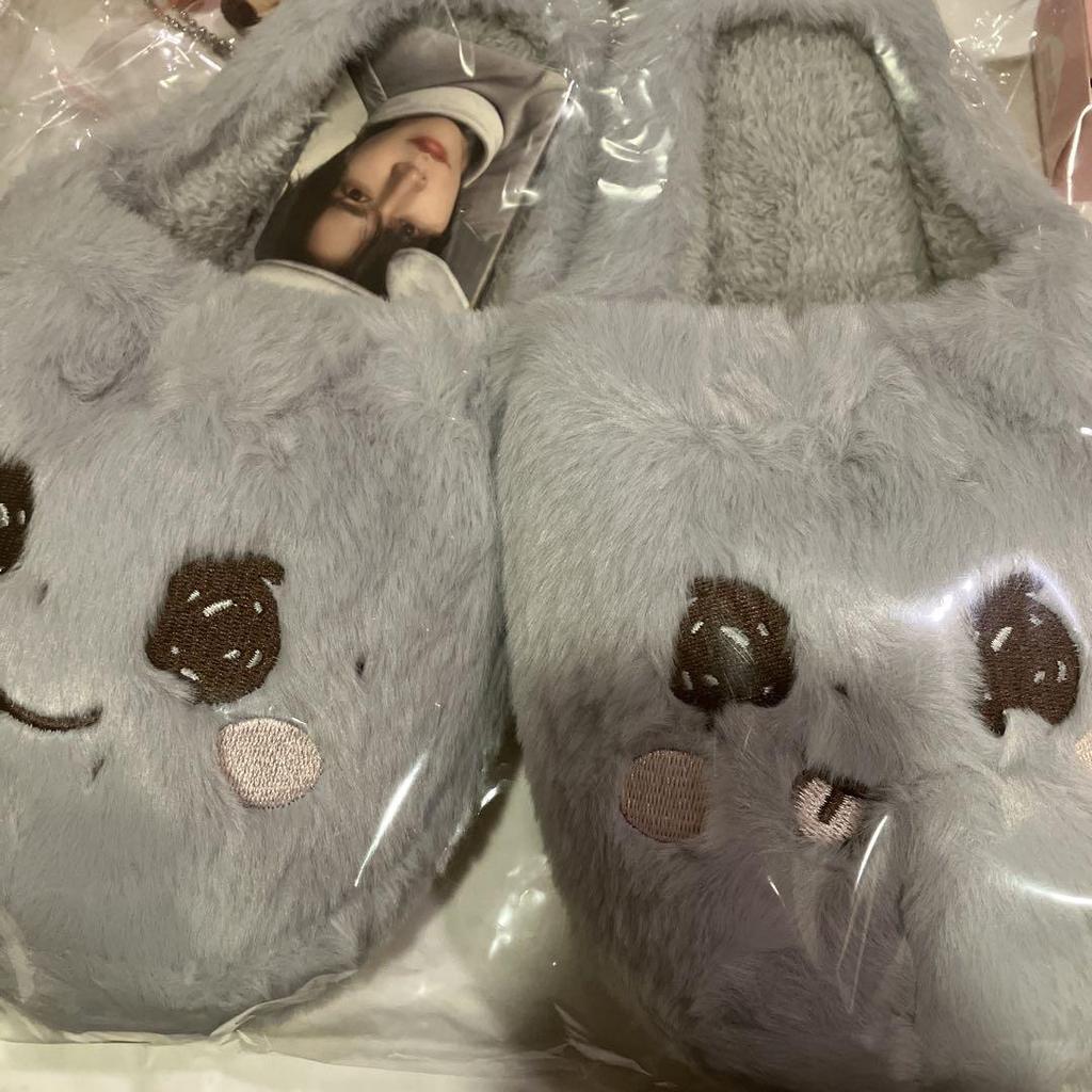 [USED] RIIZE Slippers Room Shoes Popup Unsuk