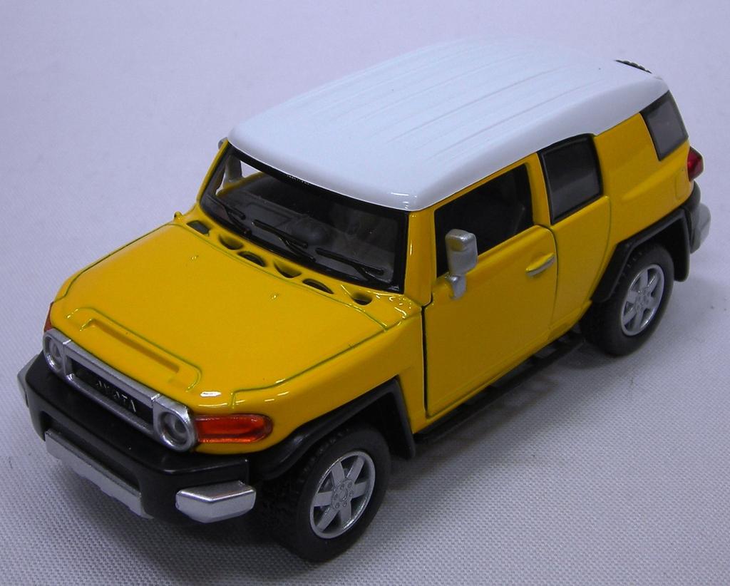 KiNSMART Toyota FJ Cruiser Yellow 1/36
