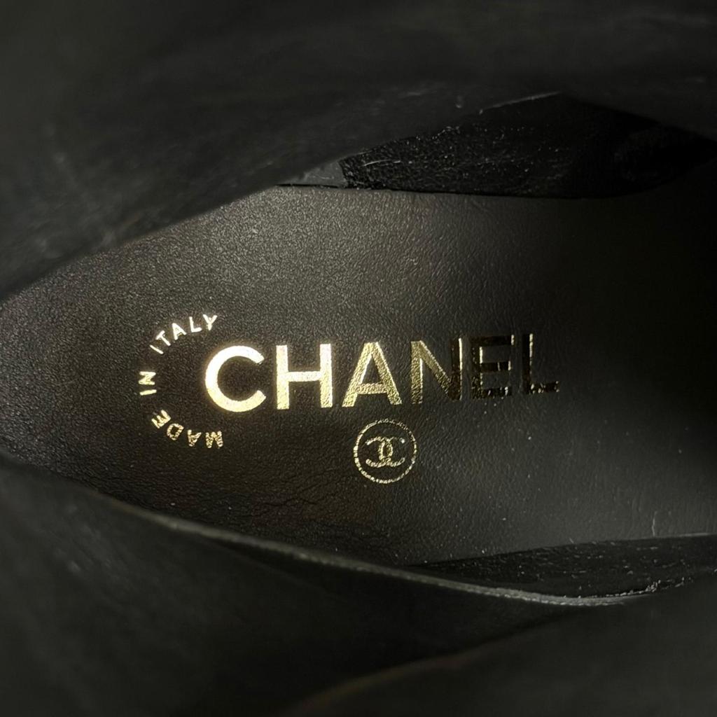 Pristine CHANEL COCO Mark Medium Leather Boots Jockey Boots Black 36 G36273 Used